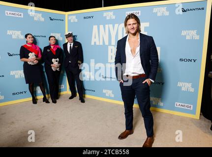 New York, Usa. Dezember 2023. Joe Davidson kommt am Montag, den 11. Dezember 2023, auf dem roten Teppich bei der Premiere von The Columbia Pictures „Anywhere but You“ im AMC Lincoln Square Theater in New York City an. Foto: John Angelillo/UPI Credit: UPI/Alamy Live News Stockfoto