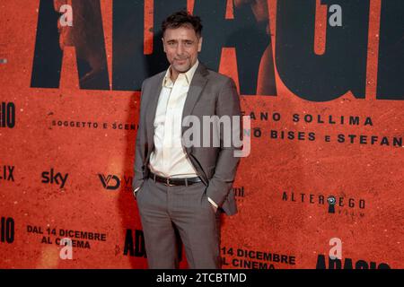 Rom, Italien. Dezember 2023. Adriano Giannini besucht am 11. Dezember 2023 den roten Teppich für den Film „Adagio“ im Space Parco de Medici in Rom, Italien. (Foto: Luca Carlino/NurPhoto)0 Credit: NurPhoto SRL/Alamy Live News Stockfoto