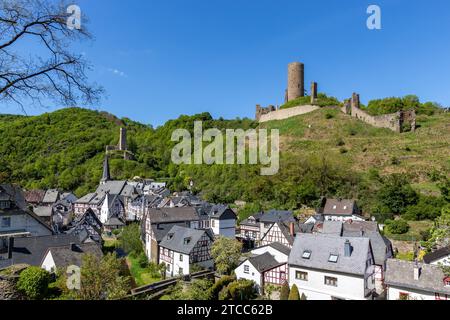 Blick auf das Dorf Monreal in der Eifel, Rheinland-Pfalz Stockfoto