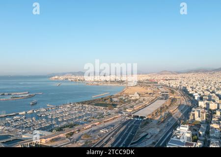 Kallithea Port, Yachts und Poseidon Road Athens at Dawn Stockfoto