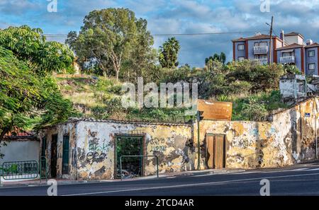 Puerto de la Cruz kleine verlassene Gebäude aus der Vergangenheit, Teneriffa, Spanien Stockfoto