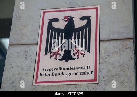 Unterschrift GENERALBUNDESANWALT BEIM BUNDESGERICHTSHOF am Platz der Menschenrechte, Karlsruhe Stockfoto