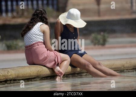 11/04/2014. Sevilla, 25.08.2018. Bericht über die Hitze in Sevilla. Foto: Juan Flores Archsev. Quelle: Album / Archivo ABC / Juan Flores Stockfoto