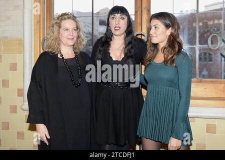 Barcelona, 02.02.2018. Tribut an Azzedine Alaia bei 080 Barcelona Fashion. Im Bild Hiba Abouk, Rossy de Palma und Lisa Lovatt Smith. Foto: Ines Baucells ARCHDC. Quelle: Album / Archivo ABC / Inés Baucells Stockfoto