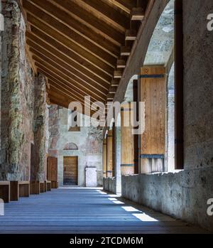 Crots, Frankreich - 17. Juni 2022: Abtei Notre-Dame de Boscodon (1132). Stockfoto