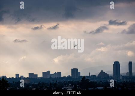 Sturmwolken über Koreatown, Los Angeles Stockfoto