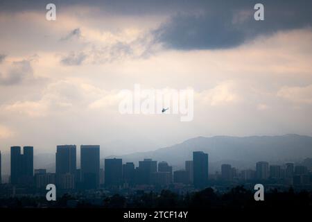 Sturmwolken über Koreatown, Los Angeles Stockfoto