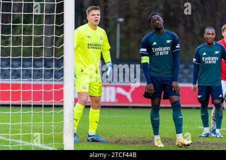 Eindhoven, Niederlande. Dezember 2023. EINDHOVEN, NIEDERLANDE - 12. DEZEMBER: Roy Steur von PSV während des Spiels der Gruppe B - UEFA Youth League 2023/24 zwischen PSV und Arsenal FC am PSV Campus de Herdgang am 12. Dezember 2023 in Eindhoven, Niederlande. (Foto: Joris Verwijst/BSR Agency) Credit: BSR Agency/Alamy Live News Stockfoto