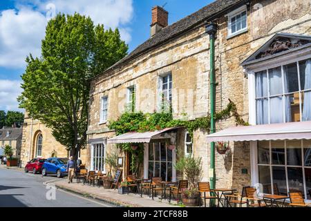 Brothertons Brasserie on High Street in Woodstock, Oxfordshire, England, Großbritannien Stockfoto