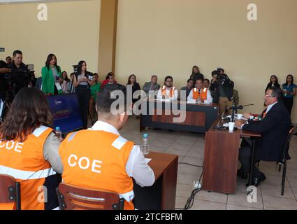 PRIMERA-REUNION-COE-IESS Quito, Martes 12 de diciembre del 2023 Reunion del Primer ComitÃ de Operaciones de Emergencia-COE Nacional IESS, para la implemenacion de un sistema de respuesta a a emergencias y desastres, en el Auditorio del IESS. Diego Salgado, Generaldirektor del IESS Fotos:Rolando Enriquez /API Quito Pichincha Ecuador SOI-PRIMERA-REUNION-COE-IESS-7d387232df604a7cbba18c5b418501b2 *** ERSTE SITZUNG COE IESS Quito, Dienstag, 12. Dezember 2023 Sitzung des ersten Notfallkomitees COE National IESS, für die Implementierung eines Notfall- und KATASTROPHENREAKTIONSSYSTEMS, in Stockfoto