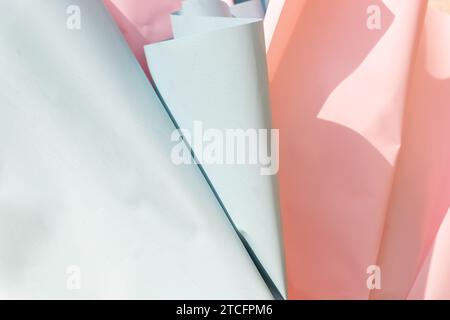 Blau und rosa zerknittert Papier Hintergrund, Textur für Web-Design Bildschirmschoner. Vorlage für verschiedene Zwecke oder Erstellen von Verpackungen. Stockfoto