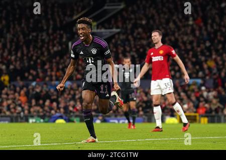 Bayern München's Kingsley Coman feiert das erste Tor ihrer Mannschaft während der UEFA Champions League, Gruppe A Spiel in Old Trafford, Manchester. Bilddatum: Dienstag, 12. Dezember 2023. Stockfoto