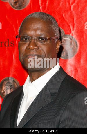 **DATEIFOTO** Andre Braugher ist verstorben. Andre Braugher bei den 70. Peabody Awards im Waldorf-Astoria in New York City. Mai 2011. Hinweis: Mpi13/MediaPunch Stockfoto