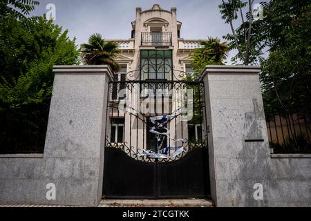 Madrid, 05/31/2021. Bericht über die verlassenen Paläste in Arturo Soria. Villa Menchu, María Lombillo Straße, 1. Foto: Ignacio Gil. ARCHDC. Quelle: Album / Archivo ABC / Ignacio Gil Stockfoto