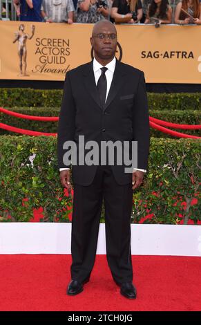 Los Angeles, USA. Dezember 2023. Der Schauspieler Andre Braugher, 61 Jahre alt, starb nach einer kurzen Krankheit am 11. Dezember 2023.------------------------------------------------------------------------------------------- 25. Januar 2015 Los Angeles, Ca. Andre Braugher 21. Annual Screen Actors Guild Awards im Shrine Auditorium © OConnor-Arroyo/AFF-USA.com Credit: AFF/Alamy Live News Stockfoto