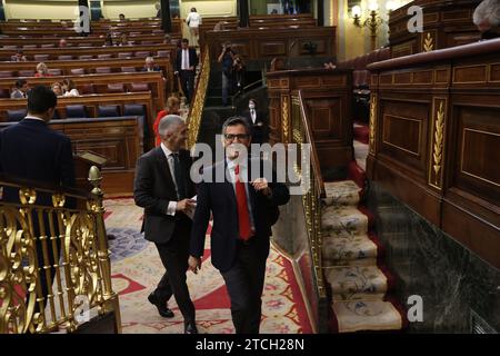 Madrid, 05.12.2022. Plenartagung im Abgeordnetenkongress. Debatte über die von Minister Bolaños verteidigten Änderungen des Gesetzes über die nationale Sicherheit. Foto: Jaime García. ARCHDC. Quelle: Album / Archivo ABC / Jaime García Stockfoto