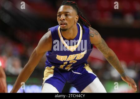 College Park, MD, USA. Dezember 2023. Dekedran Thorn (12) spielt während des NCAA-Basketballspiels zwischen den Alcorn State Braves und den Maryland Terrapins im Xfinity Center in College Park, MD. Reggie Hildred/CSM/Alamy Live News Stockfoto