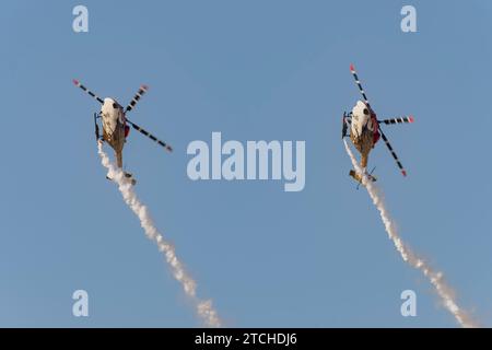 Sarang Display Team auf der Dubai Air Show 2023 in Dubai, VAE Stockfoto