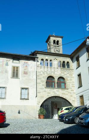 12. März 2023: Italien, Lombardei, Kirche San Michele al Pozzo Bianco in der Oberstadt Bergamo mit Fresken von Lorenzo Lotto12. März 2023 – BER Stockfoto