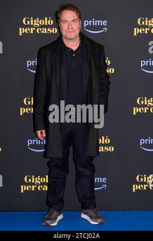 Corrado Guzzanti bei der Premiere der Amazon Prime Videoserie „Gigolò per caso“ im Castello di Torcrescenza. Rom, 12.12.2023 Stockfoto