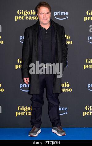 Corrado Guzzanti bei der Premiere der Amazon Prime Videoserie „Gigolò per caso“ im Castello di Torcrescenza. Rom, 12.12.2023 Stockfoto