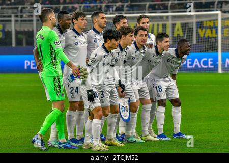 Mailand, Italien. Dezember 2023. Das Startelf von Real Sociedad für das UEFA Champions League-Spiel zwischen Inter und Real Sociedad bei Giuseppe Meazza in Mailand. (Foto: Gonzales Photo/Alamy Live News Stockfoto