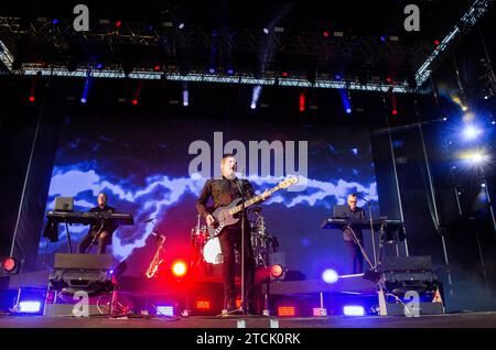 OMD (Orchestral Manoeuvres in the Dark) beim Release Athens Festival x SNF Nostos in Plateia Nerou/Griechenland, Juni 2023 Stockfoto