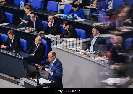 Berlin, Deutschland . Dezember 2023. Friedrich Merz, CDU-Parteivorsitzender, anlässlich einer Sitzung des Deutschen Bundestages in Berlin am 13. Dezember 2023. Quelle: dpa/Alamy Live News Stockfoto