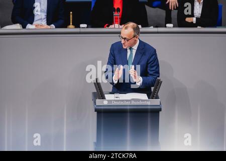 Berlin, Deutschland . Dezember 2023. Friedrich Merz, CDU-Parteivorsitzender, anlässlich einer Sitzung des Deutschen Bundestages in Berlin am 13. Dezember 2023. Quelle: dpa/Alamy Live News Stockfoto
