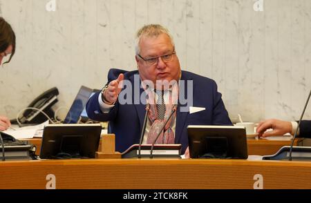 Namur, Belgien. Dezember 2023. Der Vorsitzende des wallonischen parlaments, Andre Frederic, wurde auf einer Plenartagung des wallonischen Parlaments in Namur am Mittwoch, den 13. September 2023, dargestellt. BELGA PHOTO VIRGINIE LEFOUR Credit: Belga News Agency/Alamy Live News Stockfoto