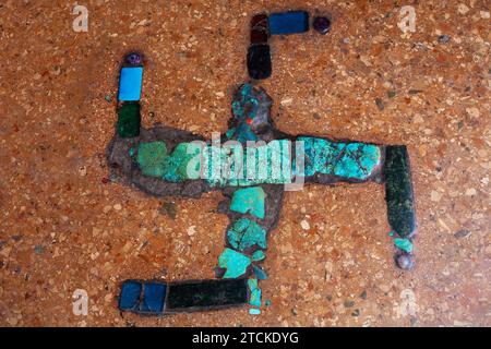 Das Hakenkreuz auf dem Flor im Taschi-Lhunpo Kloster, Shigatse, Tibet. China. Das Hakenkreuz ist ein altes religiöses und kulturelles Symbol, hauptsächlich ich Stockfoto