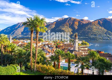 Ascona, Schweiz Stadtbild am Ufer des Lago Maggiore am Tag. Stockfoto