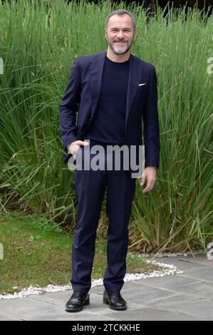 Massimiliano Gallo beim Photocall zum Rai TV-Film 'Napoli milionaria' bei RAI - Radiotelevisione Italiana. Rom, 13.12.2023 Stockfoto