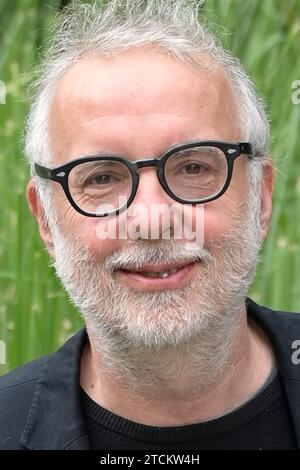 Rom, Italien. Dezember 2023. Luca Miniero nimmt am Fotoruf des Rai-Films Napoli milionaria im Rai Viale Mazzini Teil. Quelle: SOPA Images Limited/Alamy Live News Stockfoto