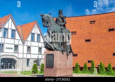 Bydgoszcz, Polen - 9. Juli 2023: Denkmal von Kasimir III. Dem Großen (Polnisch: Kazimierz III. Wielki). Stockfoto