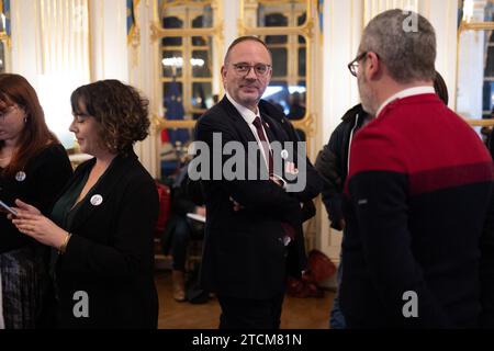 Paris, Frankreich. Dezember 2023. Bourges Bürgermeister Yann Galut gab am 13. Dezember 2023 im kulturministerium in Paris die Bekanntgabe der Kulturhauptstadt Europas 2028 vor. Foto: Raphael Lafargue/ABACAPRESS.COM Credit: Abaca Press/Alamy Live News Stockfoto