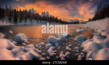 Lago Antorno (Lago di Antorno), Dolomiten, Italien. Stockfoto