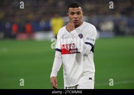 Dortmund, Deutschland, 13. Dezember 2023. Kylian MBpappé UEFA Champions League Gruppenfußballspiel zwischen Borussia Dortmund und Paris Saint-Germain in Dortmund. Dezember 2023. *** Lokaler Titel *** Credit: MAXPPP/Alamy Live News Stockfoto