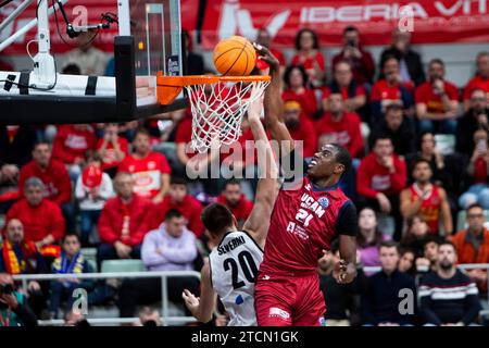 Murcia, Spanien. Dezember 2023. MOUSSA DIAGNE PÍVOT IST SPIELER VON UCAM MURCIA CB, UCAM MURCIA CB gegen BERTRAM Derthona Tortona Basketball Champions League, Gruppe h, Murcia Sports Palace, Region Murcia, 14. Dezember, 2023 Credit: Pascu Méndez/Alamy Live News Stockfoto