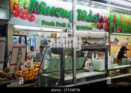 BKK International Fast Food Centre, asiatische Lebensmittelgeschäfte und Restaurants vietnamesische chinesische Gemeinschaft in Cabramatta, Western Sydney Stockfoto