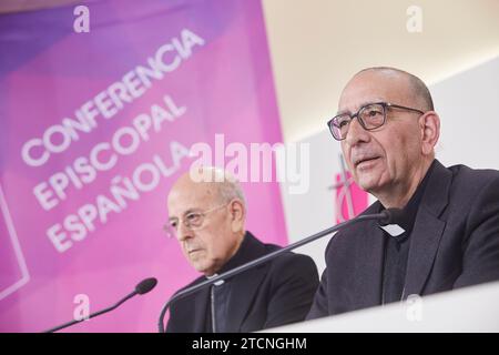 Madrid, 03.03.2020. Pressekonferenz des neu gewählten Präsidenten der Bischofskonferenz, Juan José Omella, in Begleitung des scheidenden Präsidenten, Ricardo Blázquez und José Gabriel Vera. Foto: Guillermo Navarro. ARCHDC. Quelle: Album / Archivo ABC / Guillermo Navarro Stockfoto