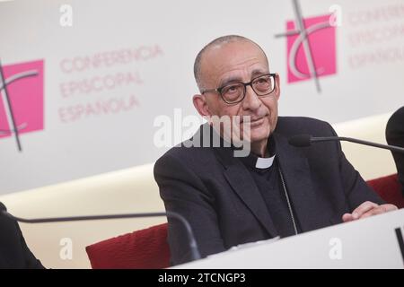 Madrid, 03.03.2020. Pressekonferenz des neu gewählten Präsidenten der Bischofskonferenz, Juan José Omella, in Begleitung des scheidenden Präsidenten, Ricardo Blázquez und José Gabriel Vera. Foto: Guillermo Navarro. ARCHDC. Quelle: Album / Archivo ABC / Guillermo Navarro Stockfoto