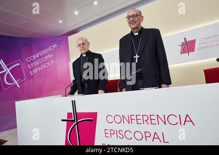 Madrid, 03.03.2020. Pressekonferenz des neu gewählten Präsidenten der Bischofskonferenz, Juan José Omella, in Begleitung des scheidenden Präsidenten, Ricardo Blázquez und José Gabriel Vera. Foto: Guillermo Navarro. ARCHDC. Quelle: Album / Archivo ABC / Guillermo Navarro Stockfoto