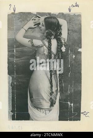 Madrid, Januar 1906. Bild von Mata Hari aus der Zeit, als sie ihre orientalischen Tänze in Madrid aufführte. Quelle: Album / Archivo ABC / Ortiz Stockfoto