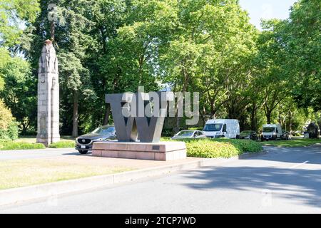 „W“-Logo an der University of Washington in Seattle, WA, USA Stockfoto