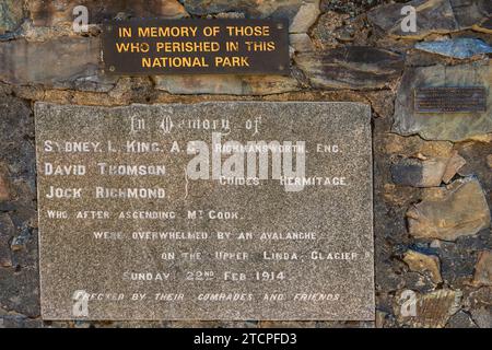 Denkmal für die Toten im Park, Aoraki Mount Cook National Park, South Island, Neuseeland Stockfoto