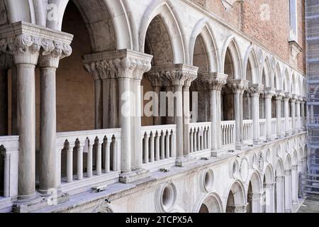 Gotische Fassade des Palazzo Ducale, Dogenpalast, architektonische Details, Venedig, Venetien, Italien Stockfoto