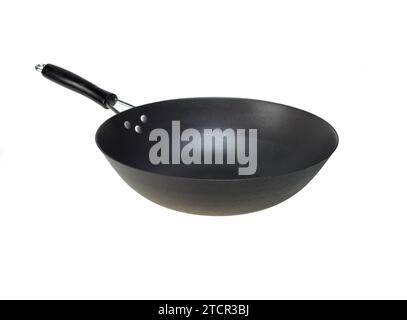 Traditioneller chinesischer Wok-Topf isoliert auf weiß Stockfoto