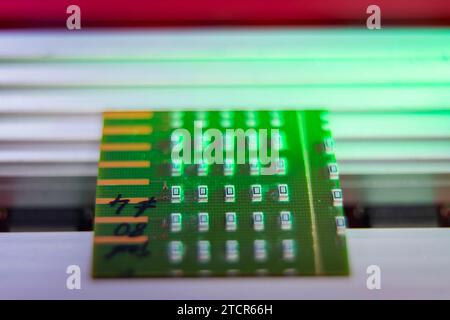 Pressetour im Rahmen von SPIN2030, einer Kampagne, um die Vielfalt, Exzellenz und Attraktivität Sachsens als Wissenschaftszentrum hervorzuheben. Fraunhofer Stockfoto