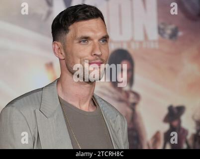 Los Angeles, USA. Dezember 2023. Ed Skrein kommt am Mittwoch, 13. Dezember 2023, im TCL Chinese Theatre in Hollywood, KALIFORNIEN, zum REBEL MOON - PART ONE: A CHILD OF FIRE Los Angeles Premiere. (Foto: Sthanlee B. Mirador/SIPA USA) Credit: SIPA USA/Alamy Live News Stockfoto